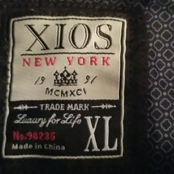 Shirt - Picture 2 of 6